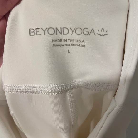 Beyond Yoga Perfect Illusion High Waist midi legging in white size L - Picture 6 of 10